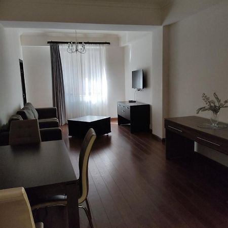 California Boutique Hotel Єреван Екстер'єр фото
